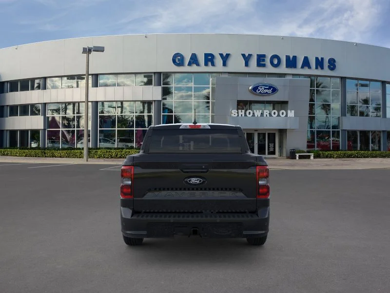 New 2025 Shadow Black Ford Lobo™ image 5