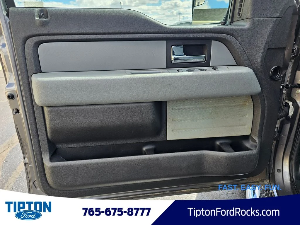 Used 2014 Sterling Gray Metallic Ford XLT image 4