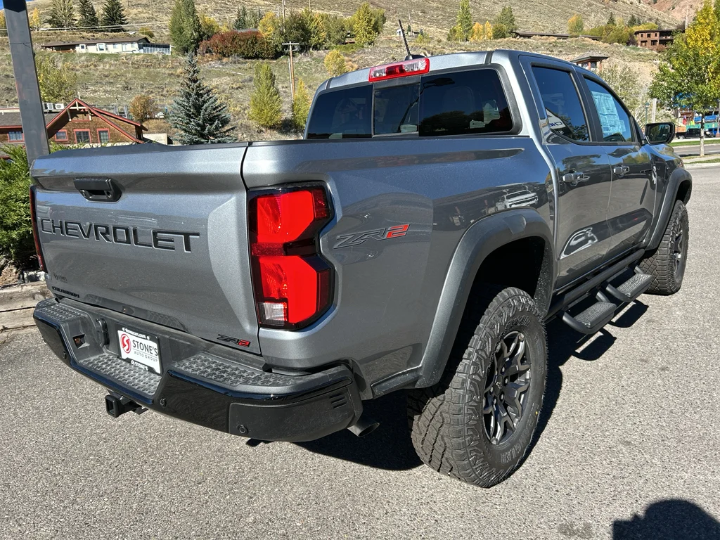 2026 Chevrolet Colorado ZR2 - Photo 8
