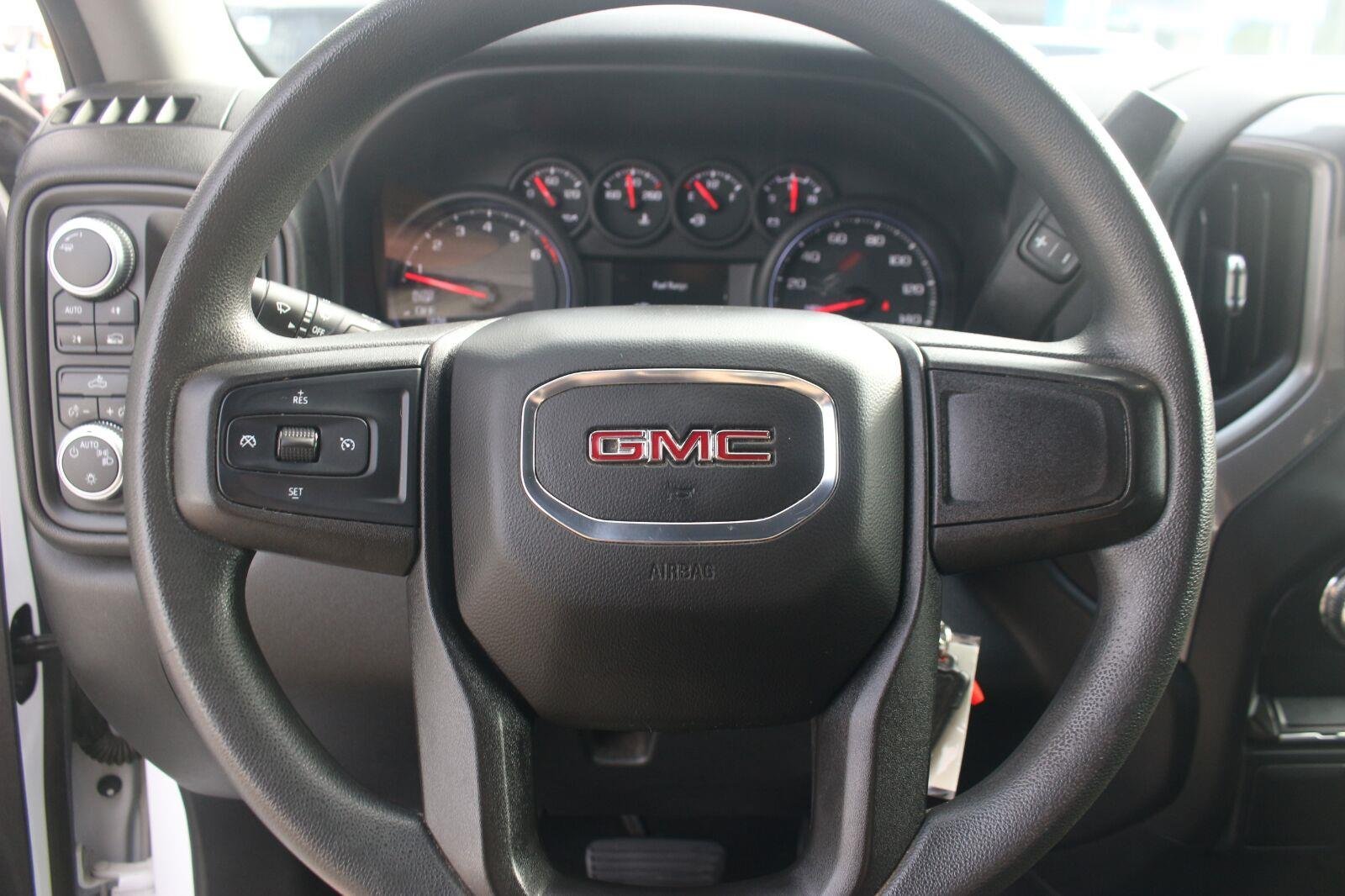 Used 2020 SUMMIT WHITE GMC 4WD Double Cab 147" image 18