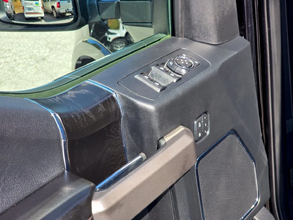 Used 2020 Black Ford Platinum image 41