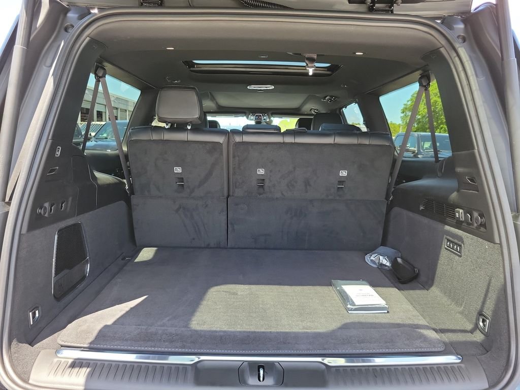 New 2026 High Gloss Black Exterior Paint Jeep Summit Obsidian image 7