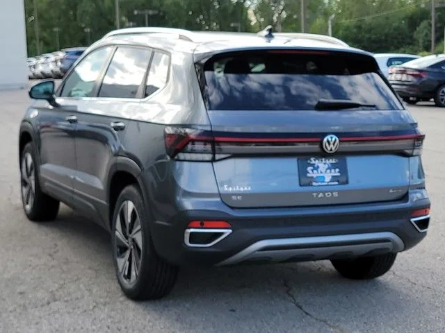 2025 Volkswagen Taos SE - Photo 6