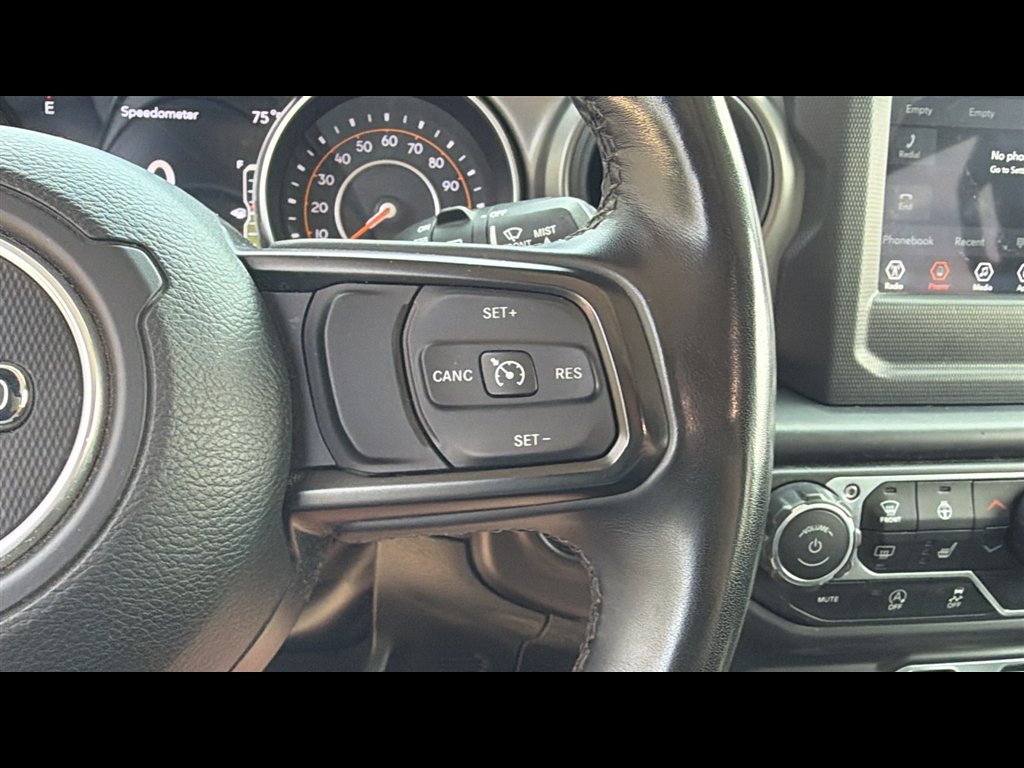Used 2022  Jeep Unlimited Sport image 14