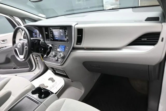 Certified Used 2018 Super White Toyota LE image 27