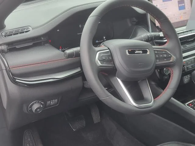 Used 2024 Red Hot Pearlcoat Jeep Trailhawk image 7