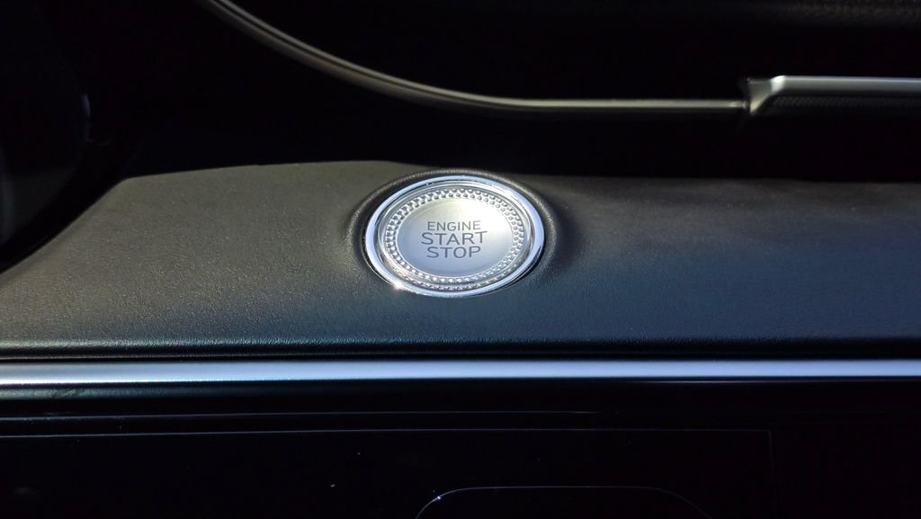 Certified Used 2022 Black Genesis 3.5T Sport image 32