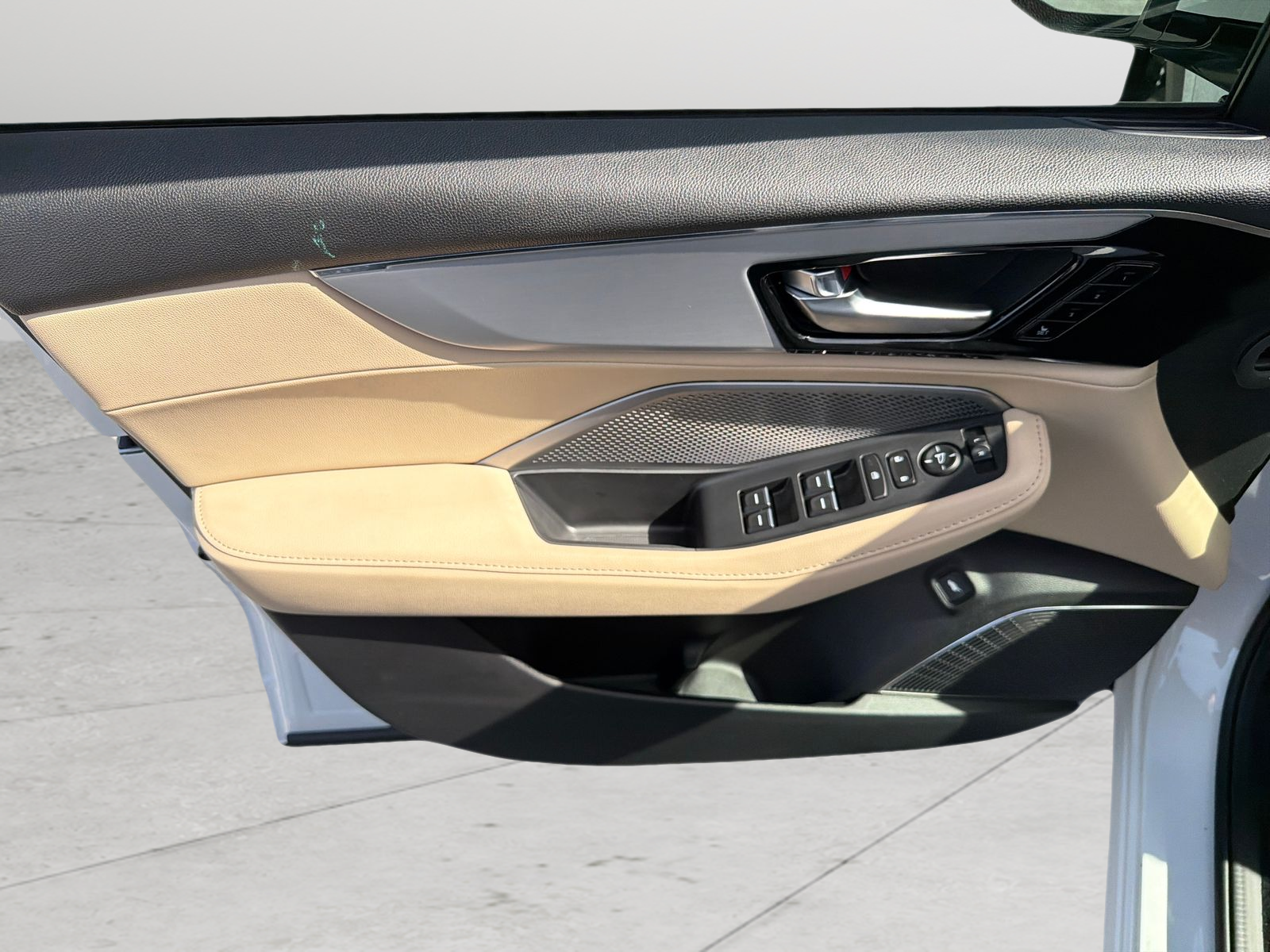 New 2026 Platinum White Pearl Acura Base image 27