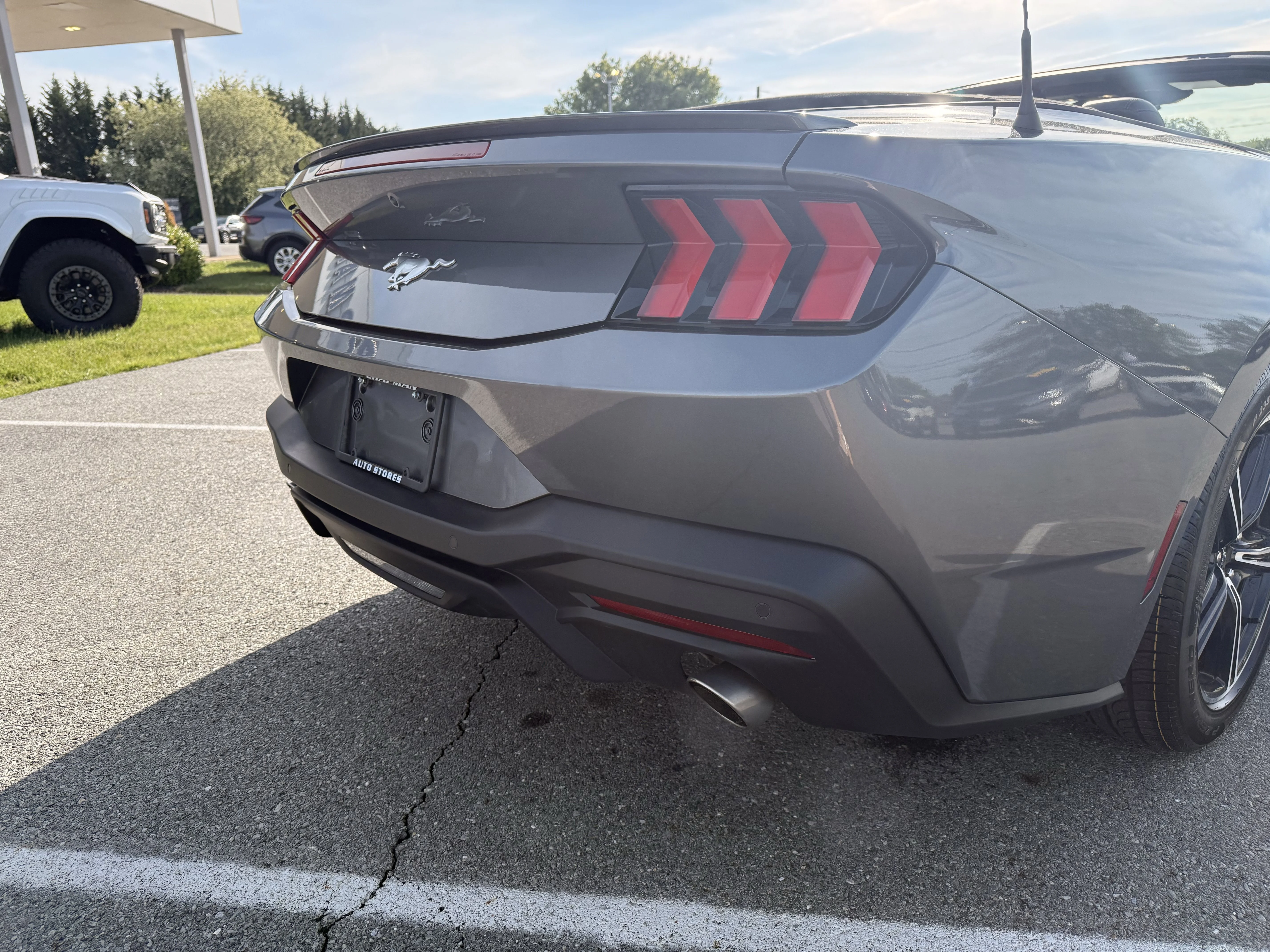 Certified Used 2025 Gray Metallic Ford EcoBoost Premium image 27