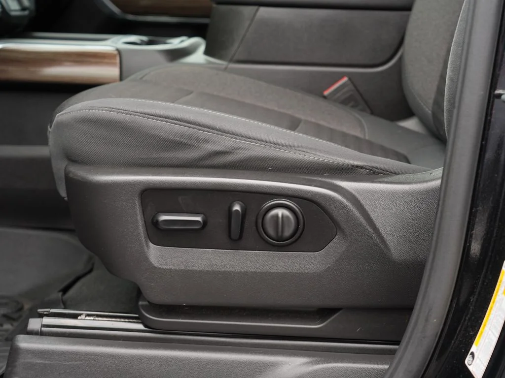 Used 2021 Black Chevrolet LT Trail Boss image 15