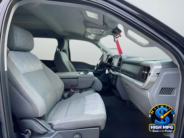 Used 2023 White Ford XLT image 15