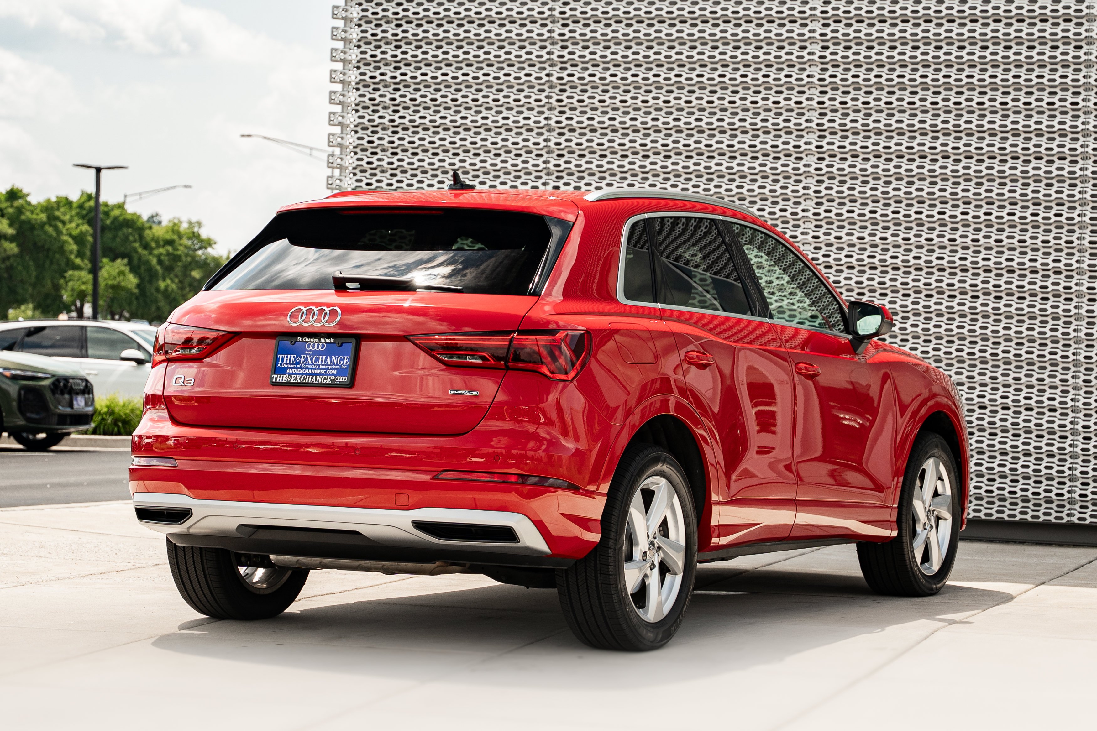 Used 2019 Tango Red Metallic Audi Premium image 4