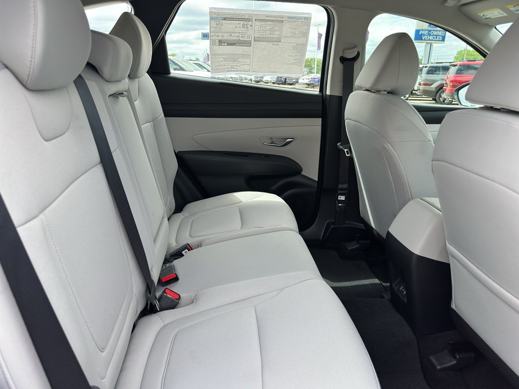 New 2026 Atlantis Blue Hyundai SE image 29