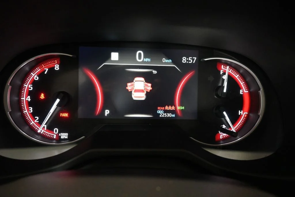 Used 2023 Silver Toyota XLE image 28