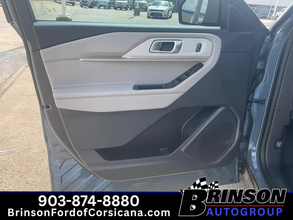 New 2026 Vapor Blue Metallic Ford Active w/200A Pkg image 10