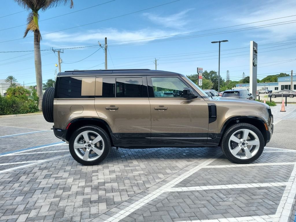 New 2026 Gondwana Stone Land Rover X-Dynamic SE image 6