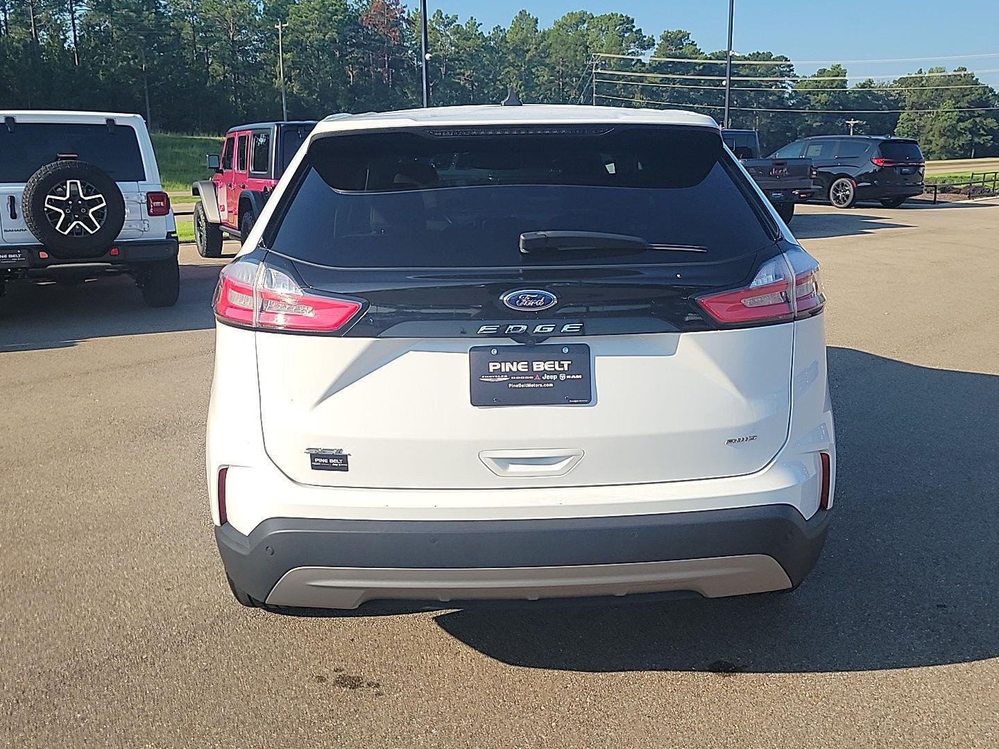 Used 2024 Oxford White Ford SEL image 14