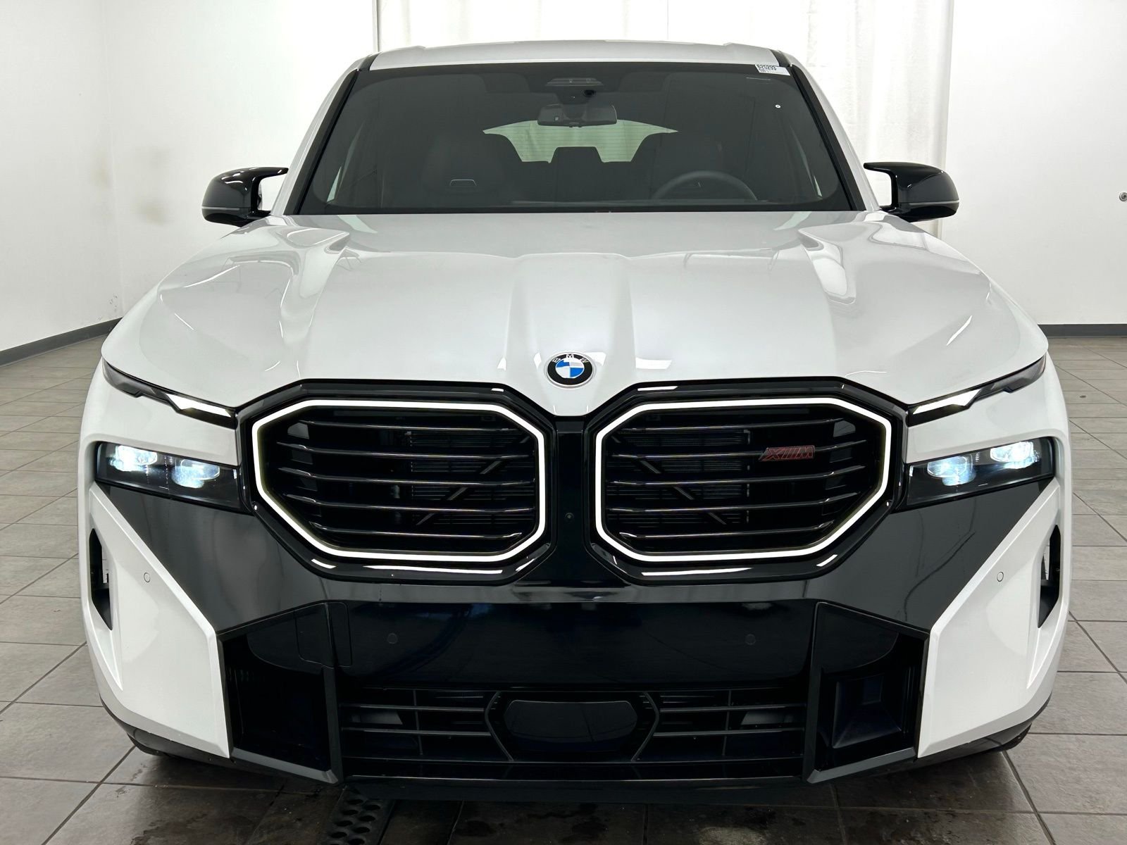 New 2026 Mineral White Metallic BMW Label image 11