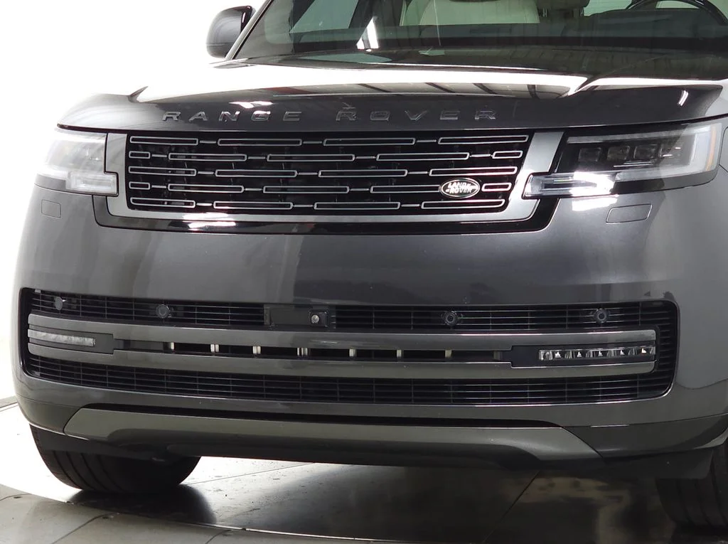 Certified Used 2024 Gray Land Rover SE image 12