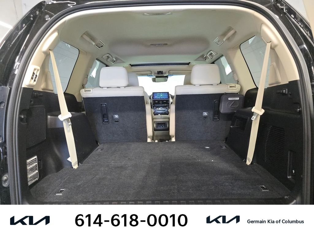Used 2022 Black Lexus 460 image 20