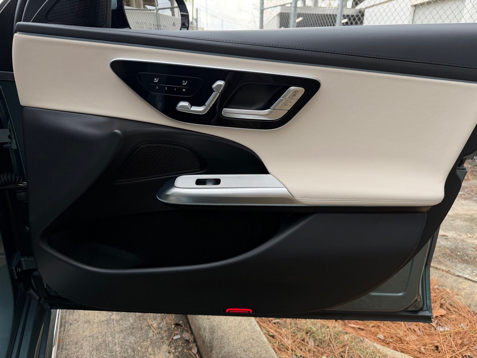 New 2026 Verde Silver Metallic Mercedes-Benz E 350 image 18