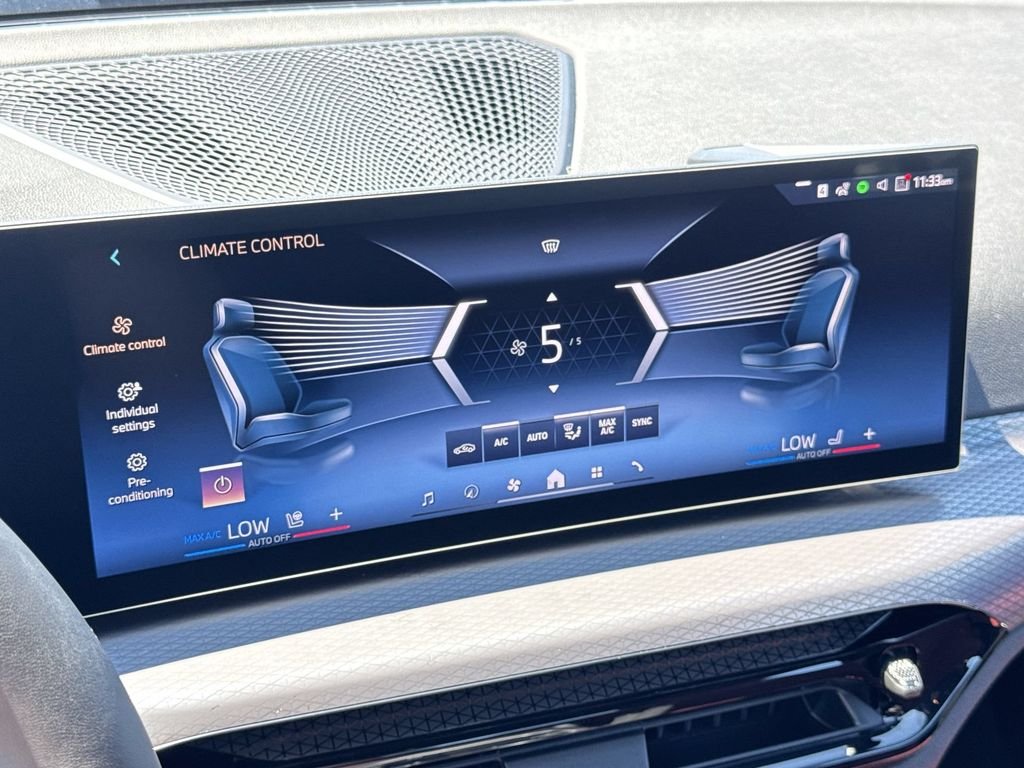 New 2026 Skyscraper Grey Metallic BMW 330i xDrive image 17