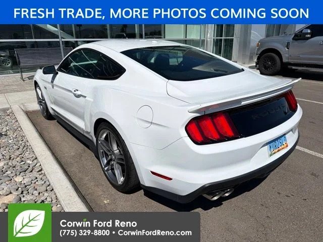 Used 2015 Oxford White Ford GT Premium image 5