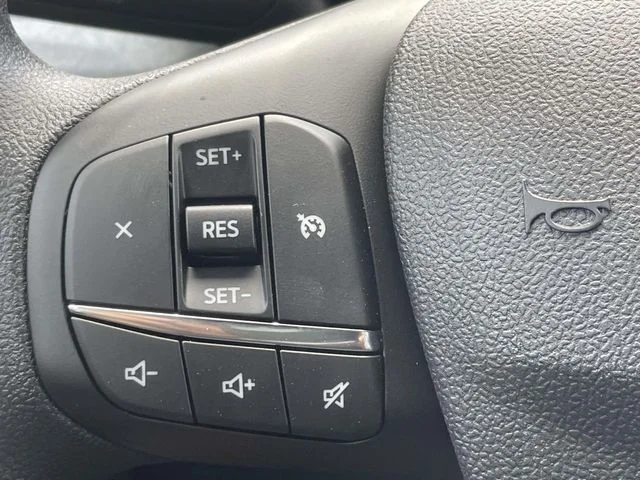 New 2026 Space White Metallic Ford XLT image 19