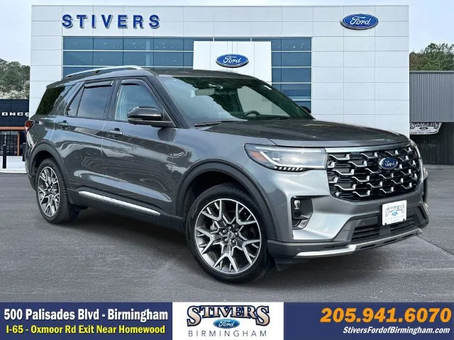 Used 2025 Gray Ford Platinum image 1
