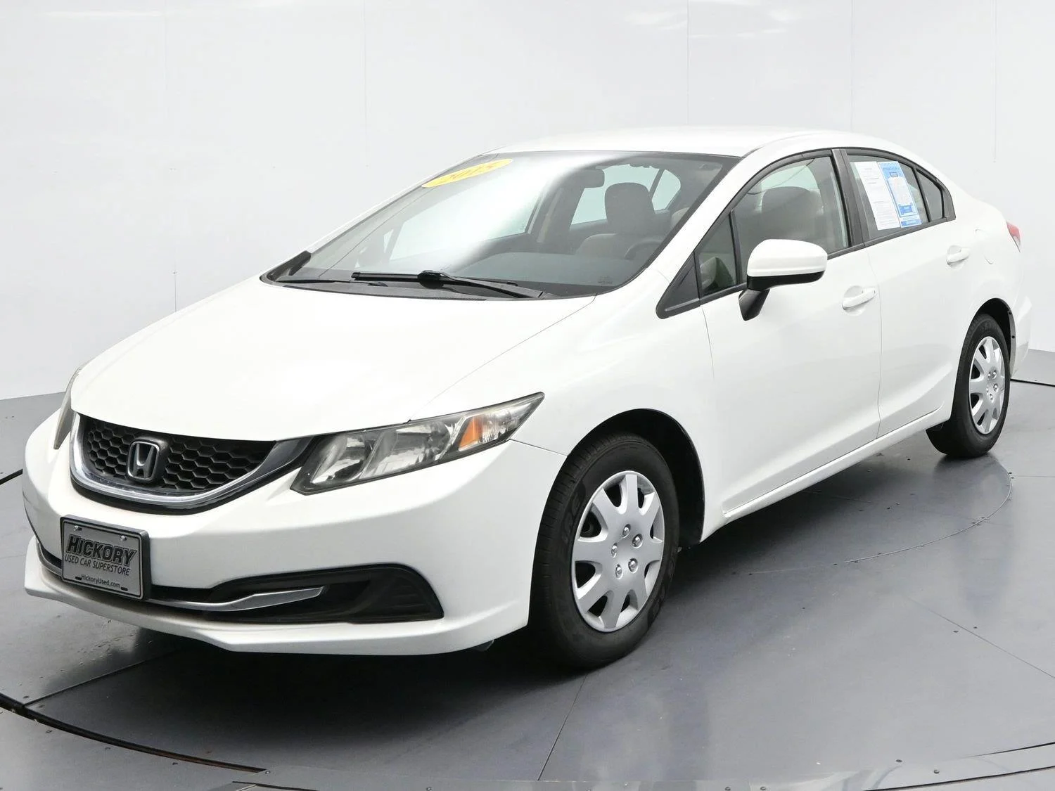 Used 2015 Taffeta White Honda LX image 3