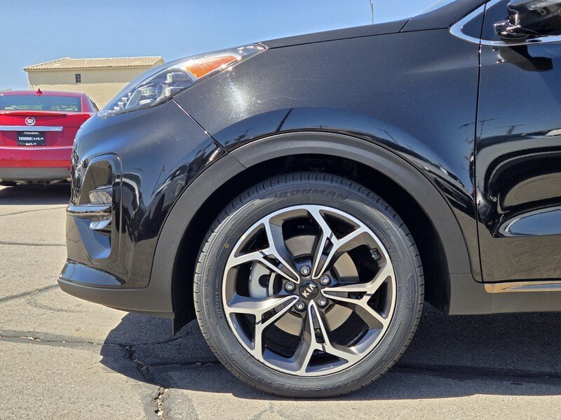 Used 2020 Black Cherry Pearl KIA SX TURBO FWD image 9