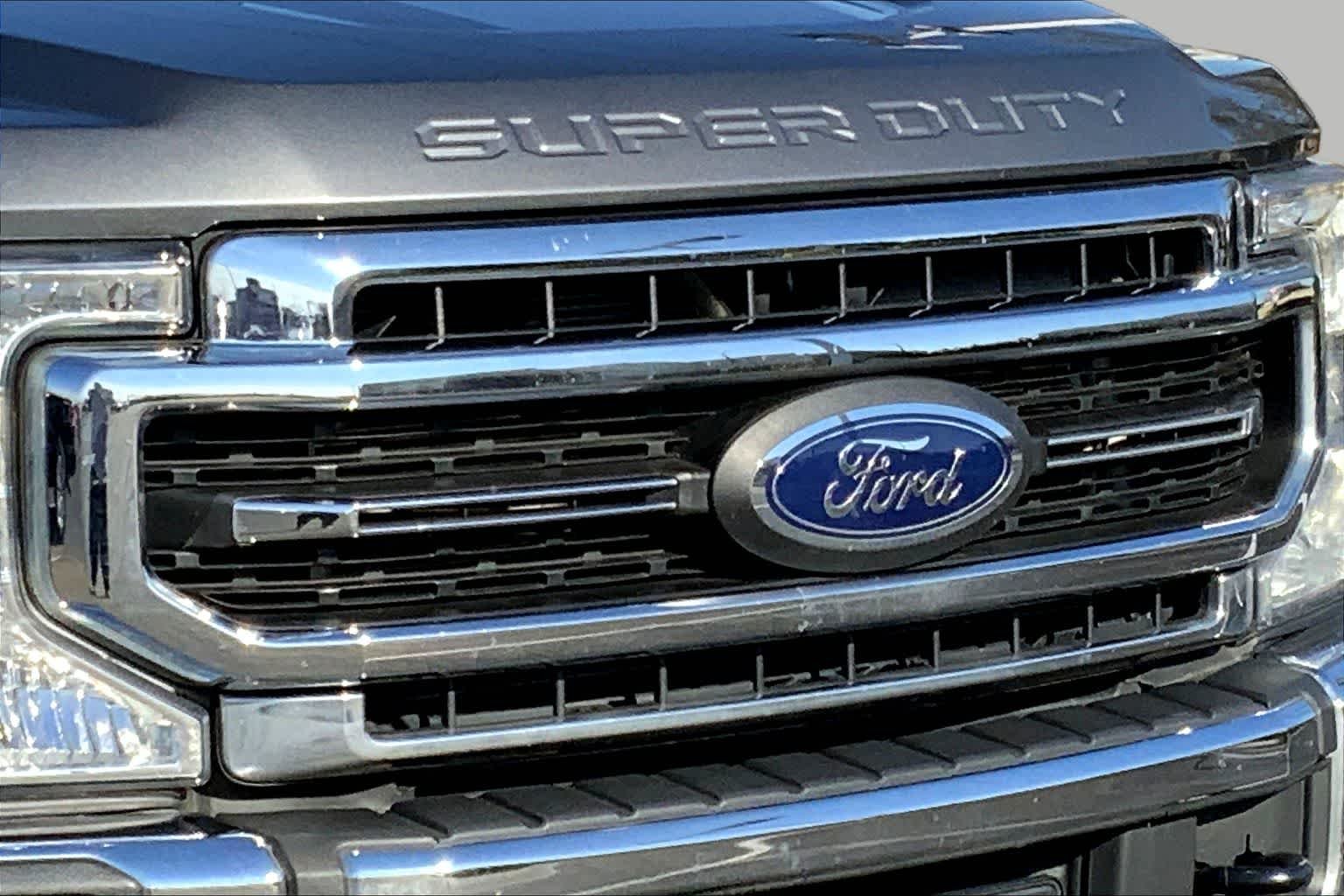 Certified Used 2022 Carbonized Gray Metallic Ford LARIAT image 27