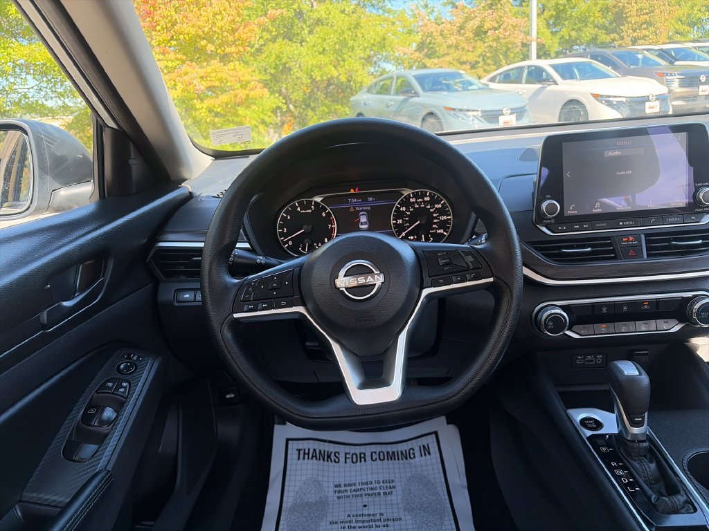 Used 2026 Silver Nissan 2.5 SV image 14