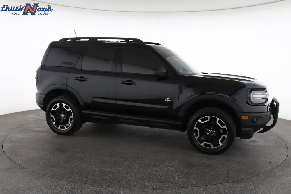 Used 2022 Black Ford Outer Banks image 15