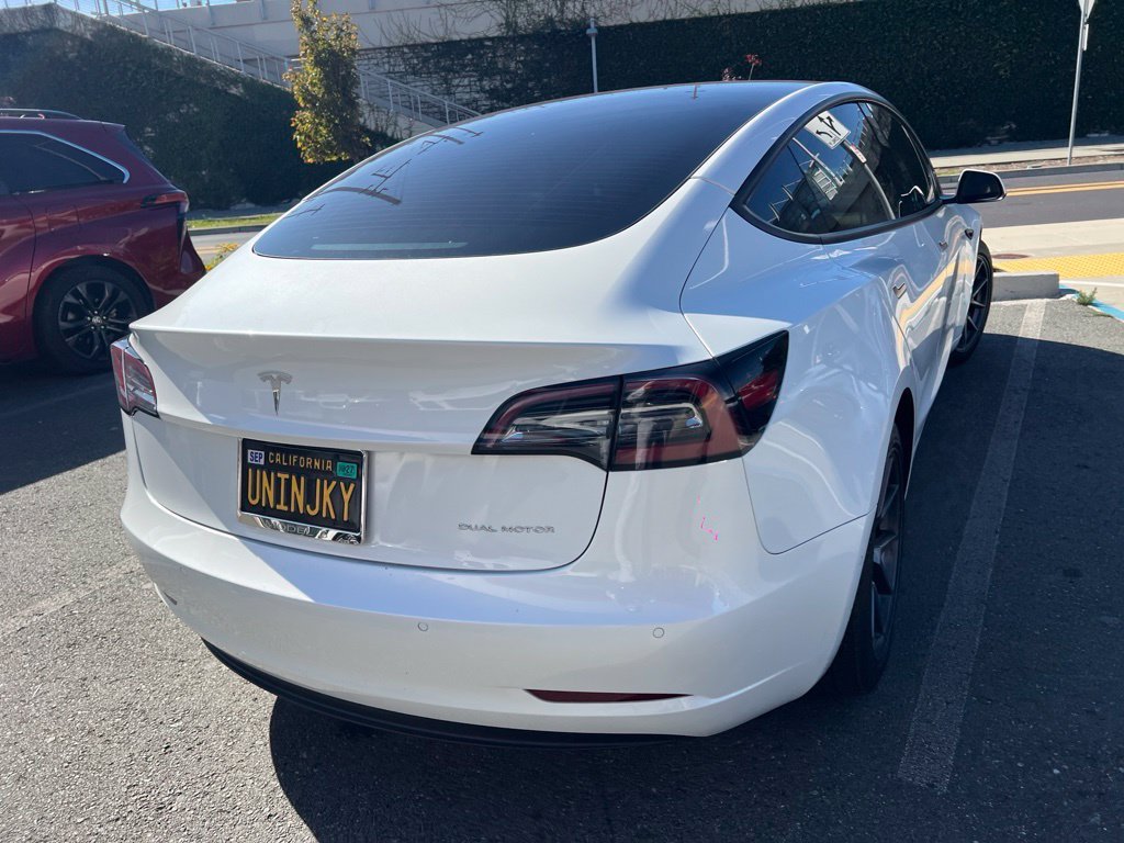 Used 2021 White Tesla Long Range image 12