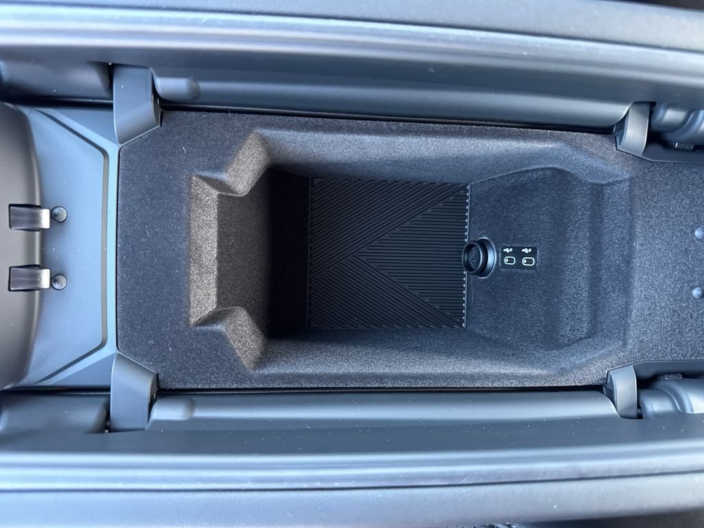 2026 BMW 7 Series 740i - Photo 28