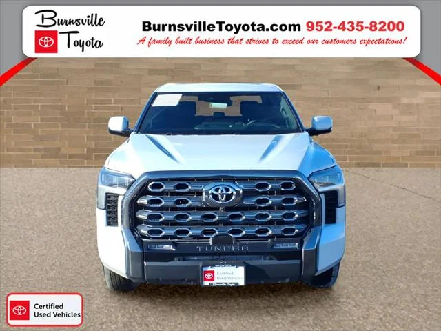 Certified Used 2026 WIND CHILL PEARL Toyota  image 9