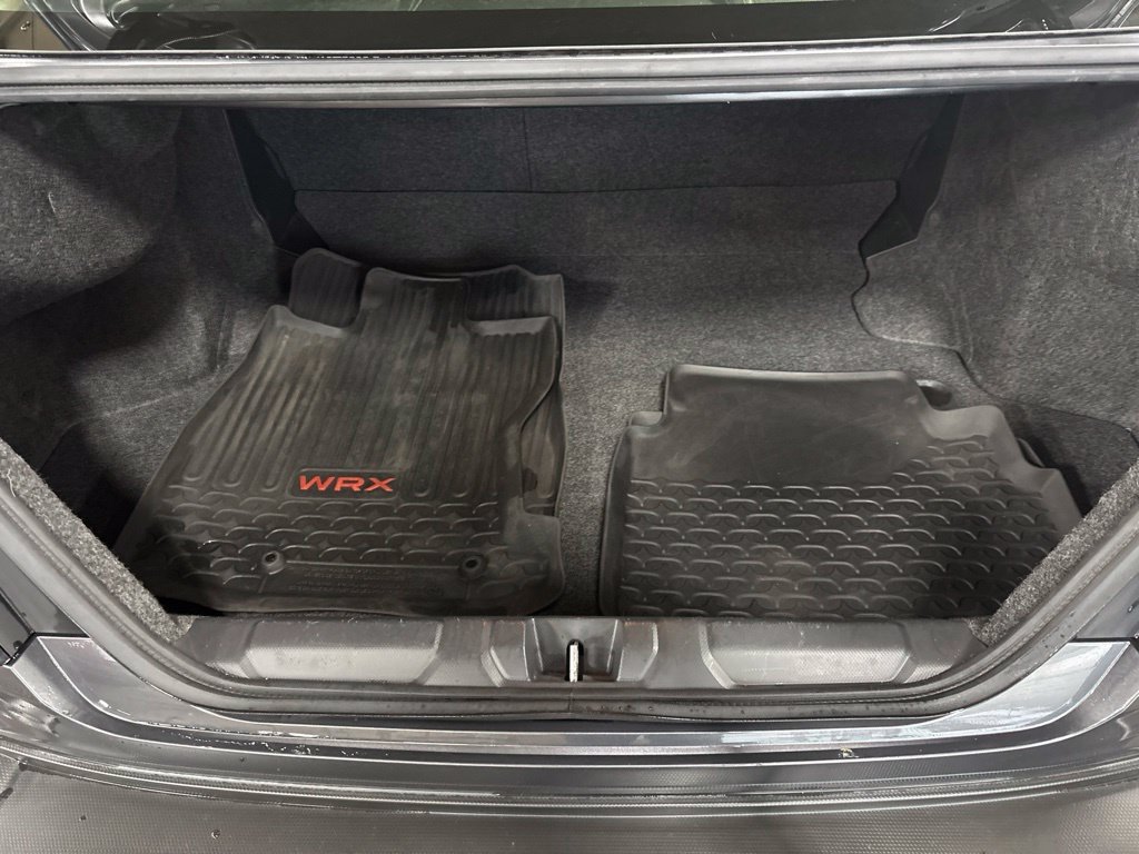 Used 2022 Gray Subaru Base image 13