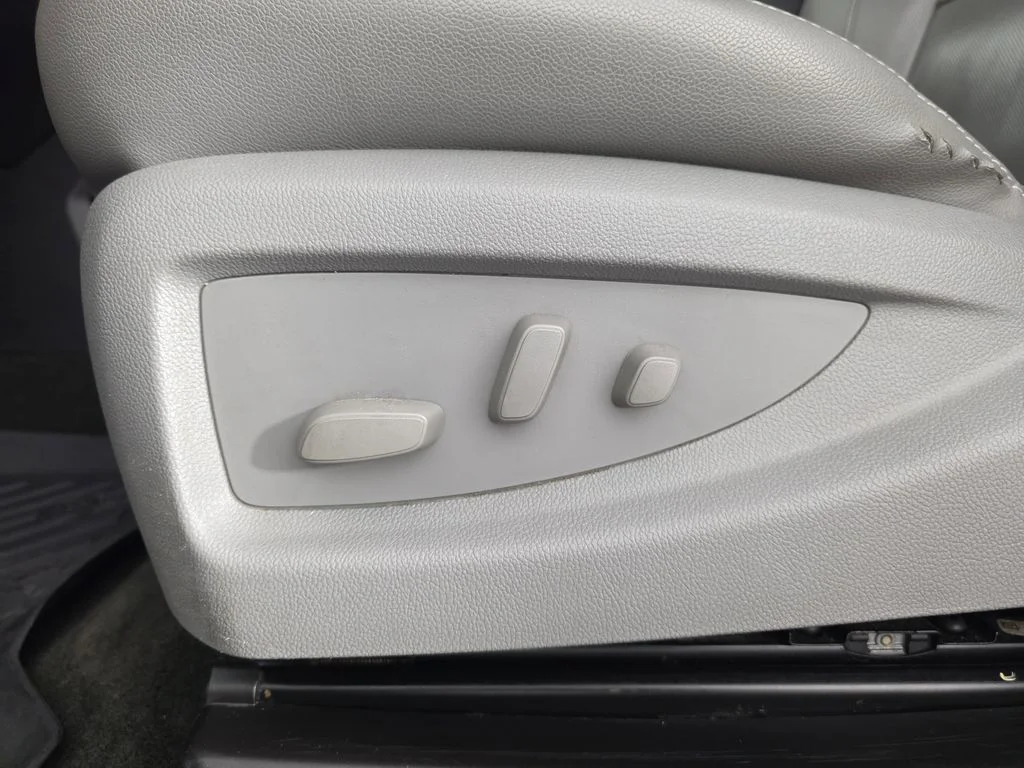 Used 2016 Gray Chevrolet LTZ image 26