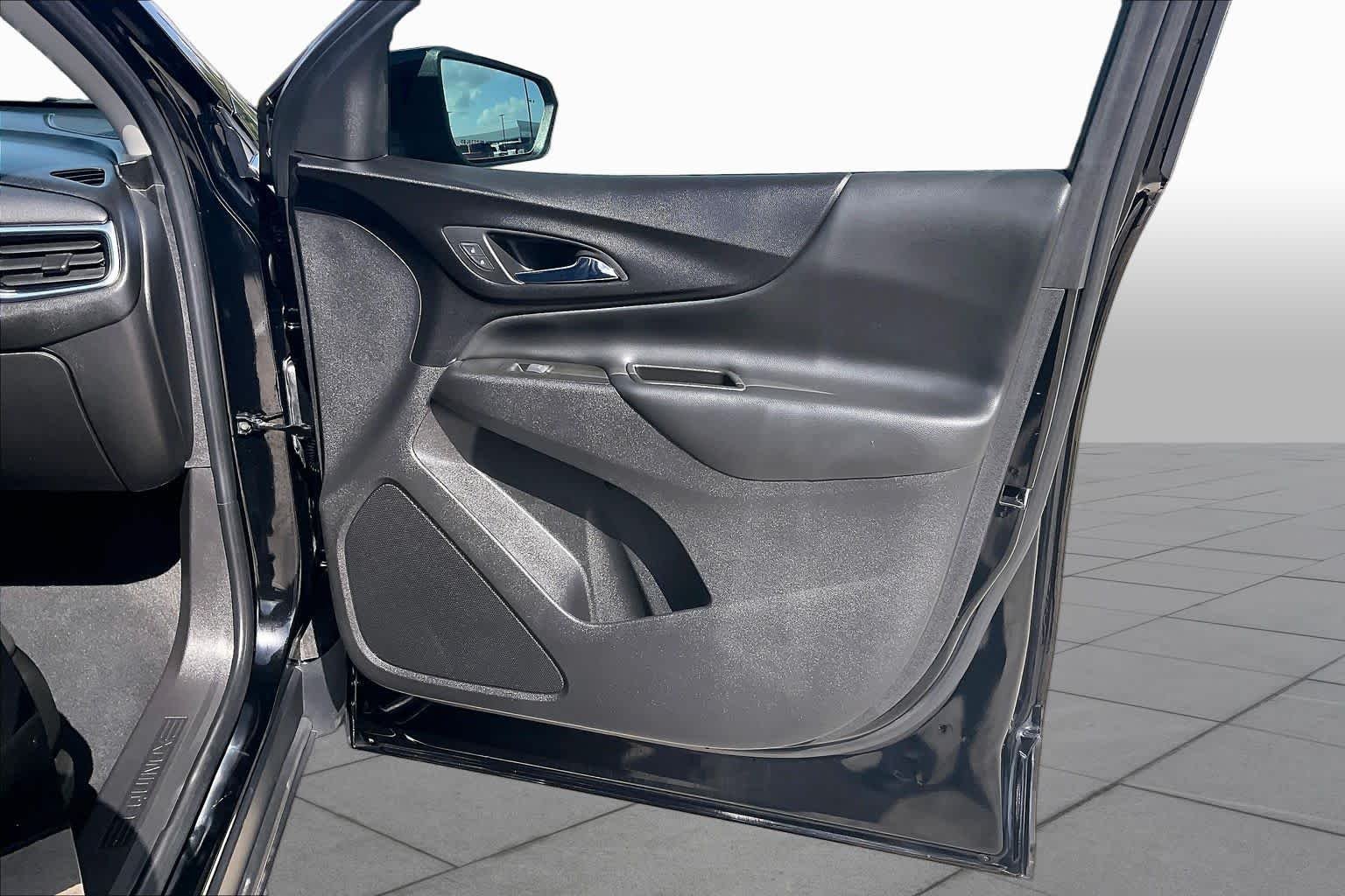 Used 2022 Mosaic Black Metallic Chevrolet LT image 22