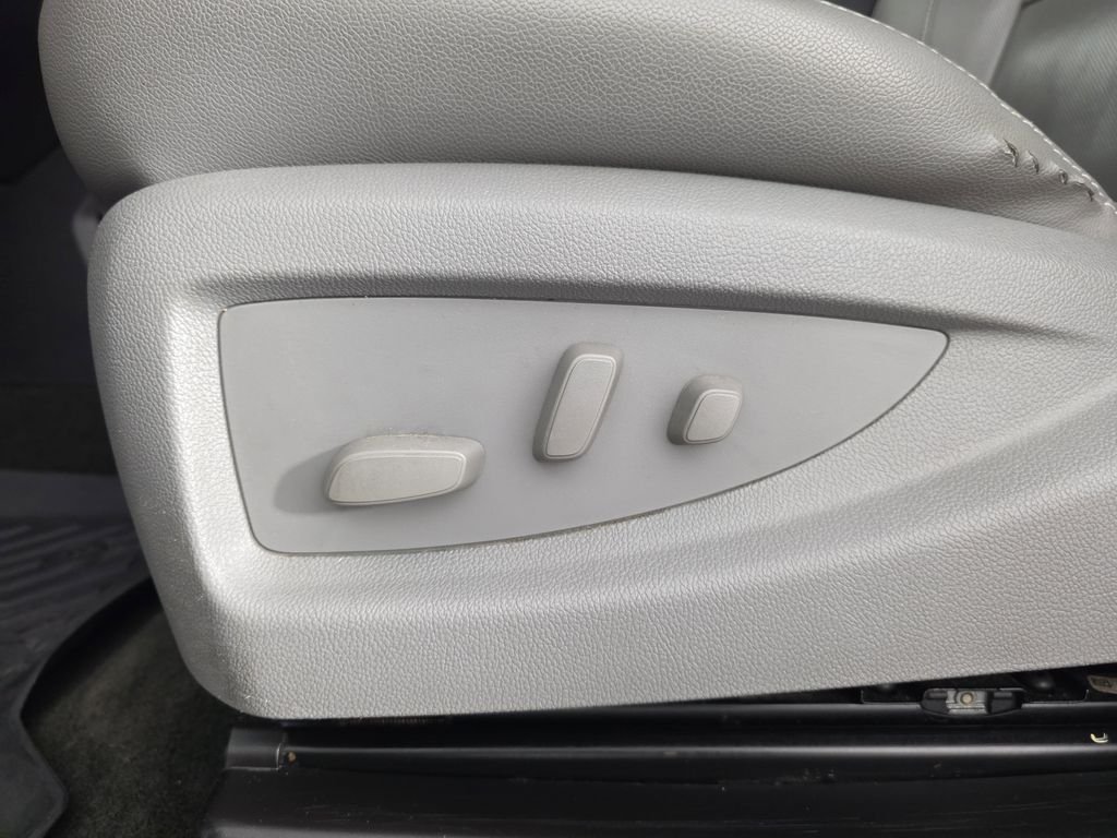 Used 2016 Gray Chevrolet LTZ image 26