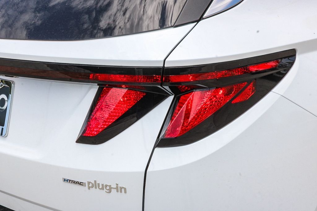 New 2026 White Hyundai SEL image 10