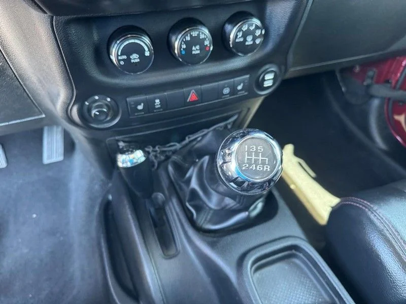 Used 2012 Red Jeep Sahara image 17