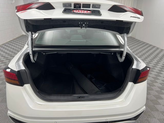 2024 Nissan Altima SV - Photo 8