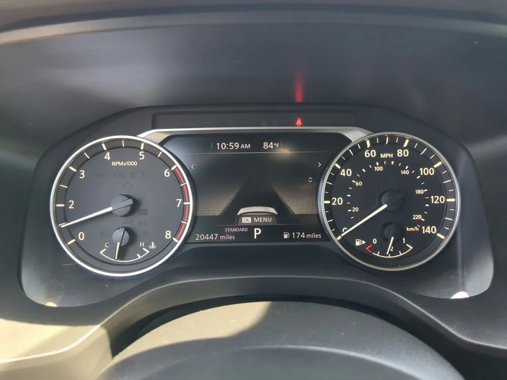 Used 2023 Silver Nissan SV image 29