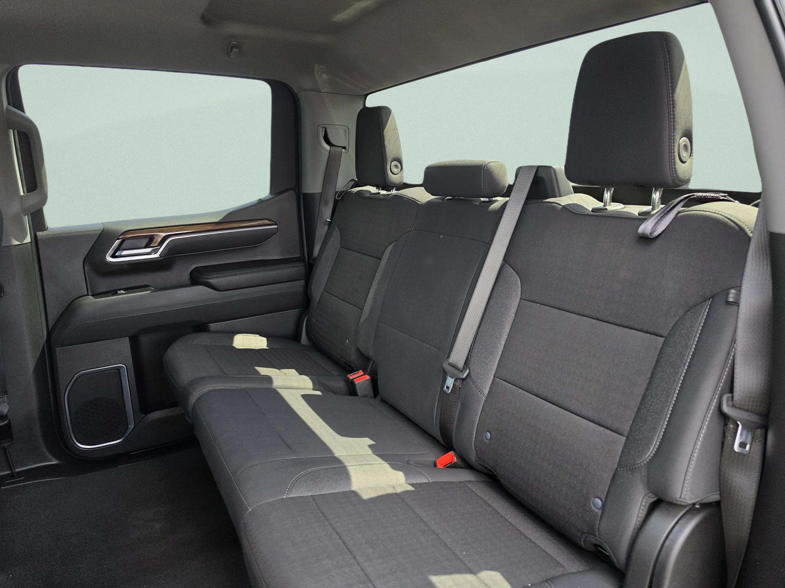 Used 2025 Black Chevrolet LT image 23