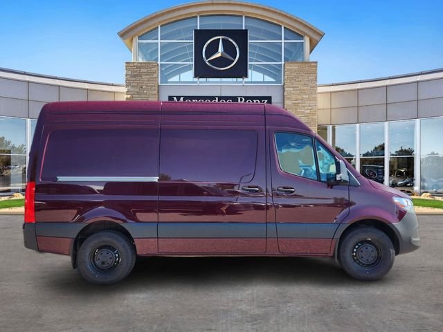 Used 2026 Red Mercedes-Benz Cargo 144 WB image 5