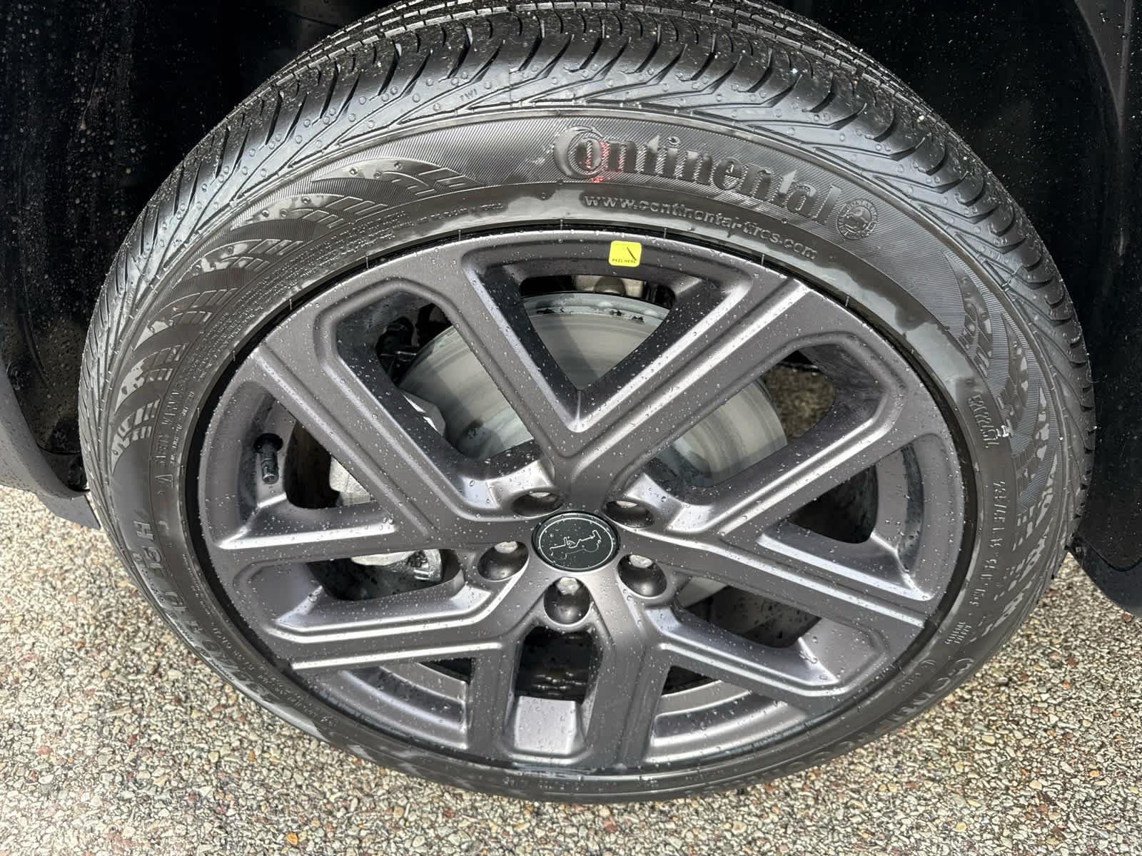 New 2026 Diamond Black Crystal Pearlcoat Jeep Limited Altitude image 3