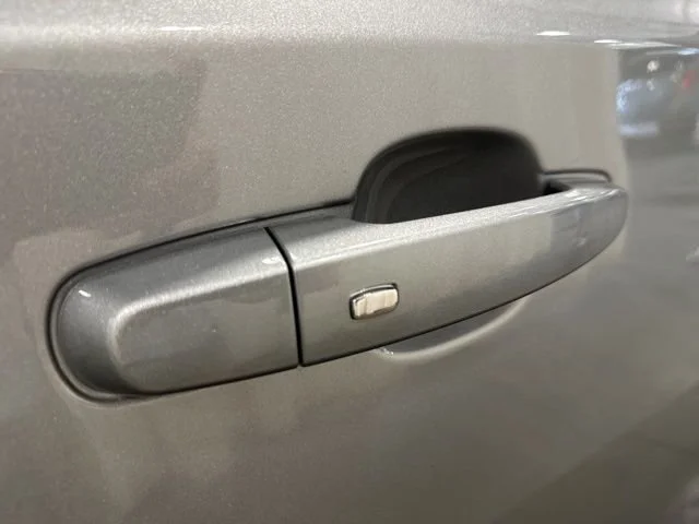 Used 2023 Sterling Gray Metallic Chevrolet LT Cloth image 33