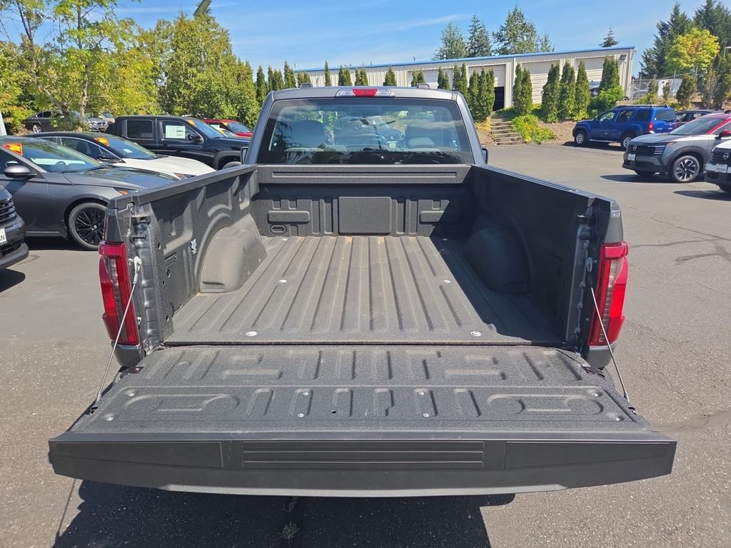 Used 2025 Gray Ford XL image 26